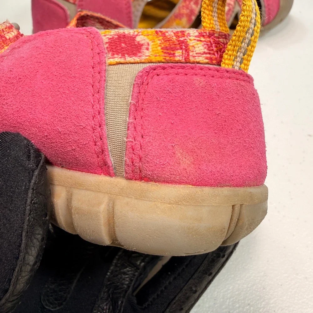 Keen CNX Sport Sandals Pink Orange Tie Dye Waterproof Outdoor Girls Size 13/1